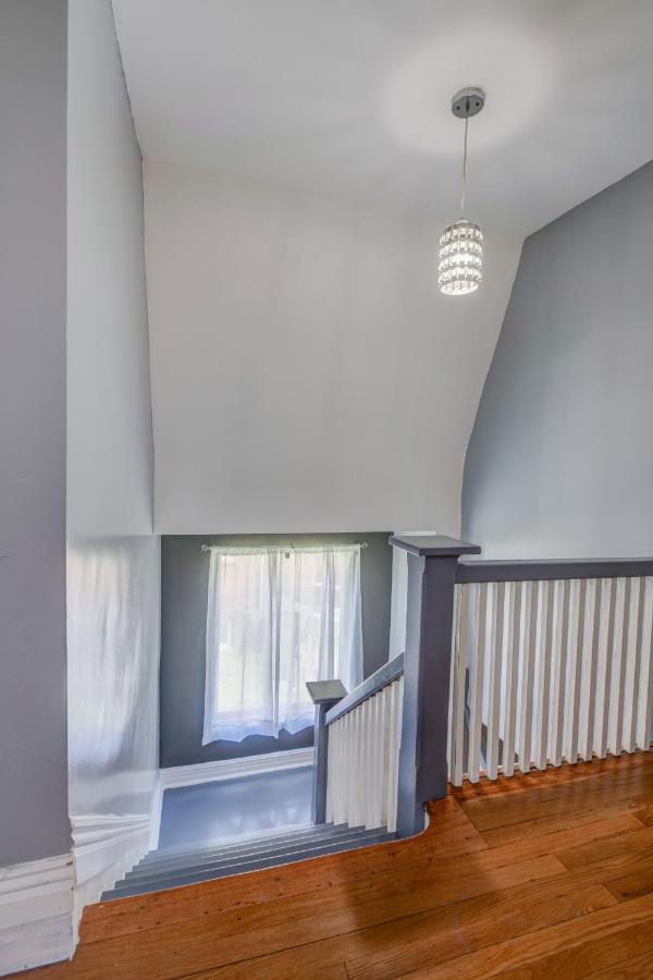 Spacious 5-Br House Near Transit W Parking 시카고 외부 사진